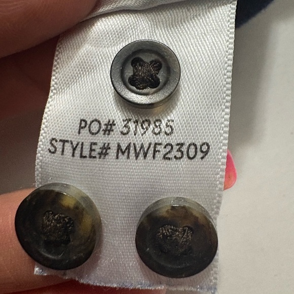 Faherty Men’s The All Time Shirt Navy Windowpane Casual Button Down,Tailored Fit - Picture 15 of 15